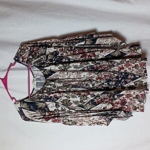 Late August Women's Floral Split Sleeve Peasant Blouse